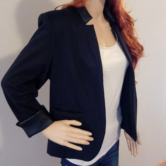 Investments Jackets & Blazers - Investments Petites Black Blazer Size 12P
